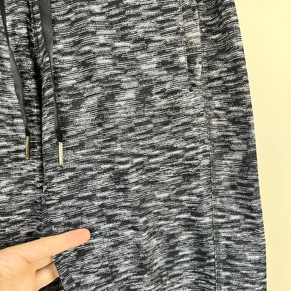 Lululemon Runderful Pants - Picture 12 of 13